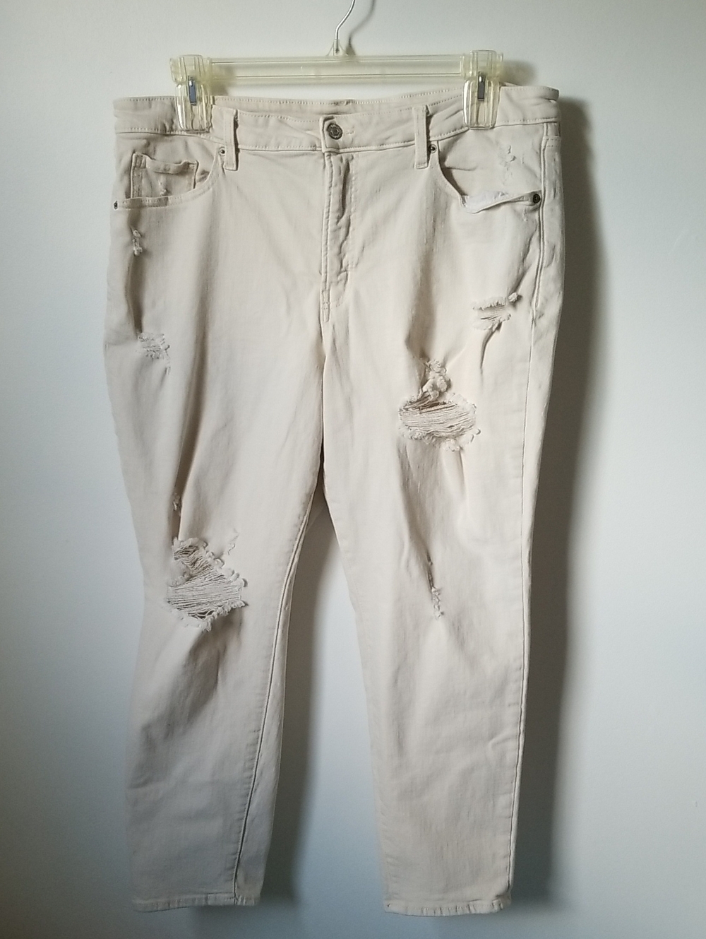 Light Cream Distressed Women’s Jeans